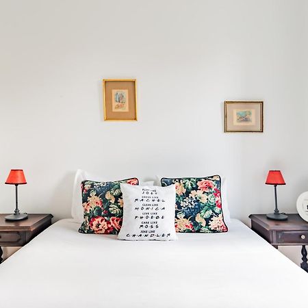 Monica'S Place A Friends' Inspired Apartment Lisboa المظهر الخارجي الصورة