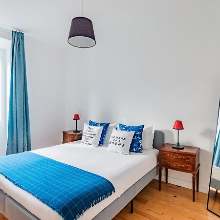 Monica'S Place A Friends' Inspired Apartment Lisboa المظهر الخارجي الصورة