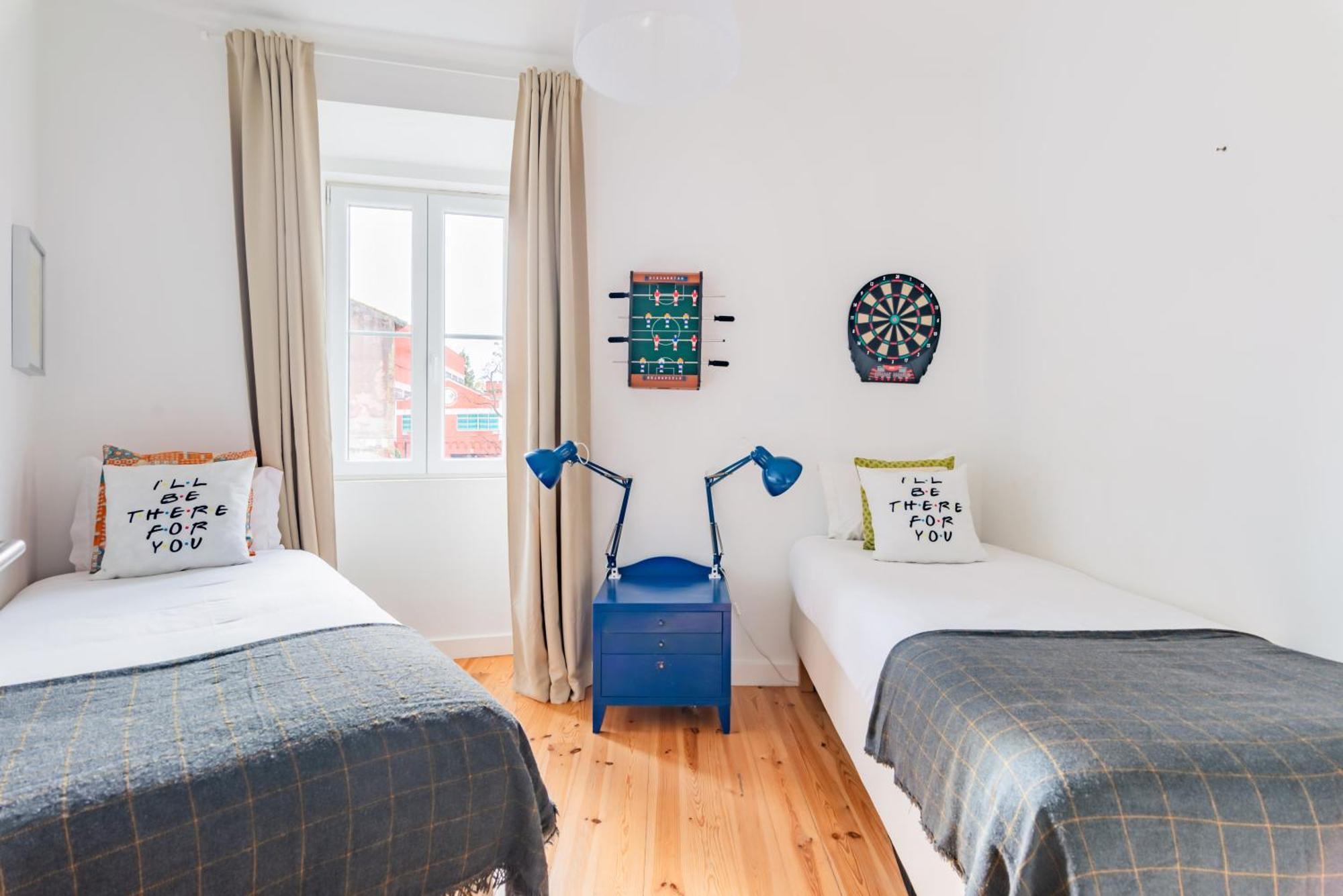 Monica'S Place A Friends' Inspired Apartment Lisboa المظهر الخارجي الصورة